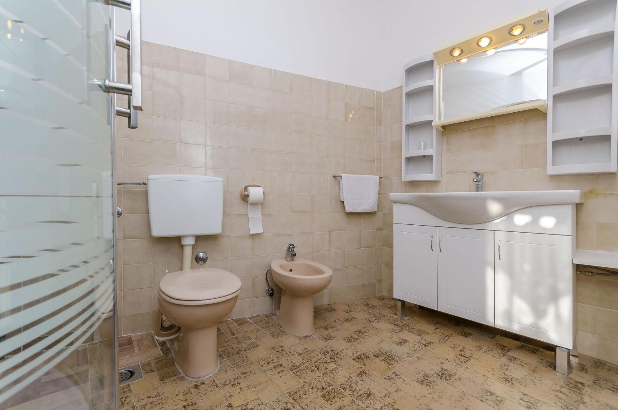 Apartments Tabak Трогир Екстериор снимка