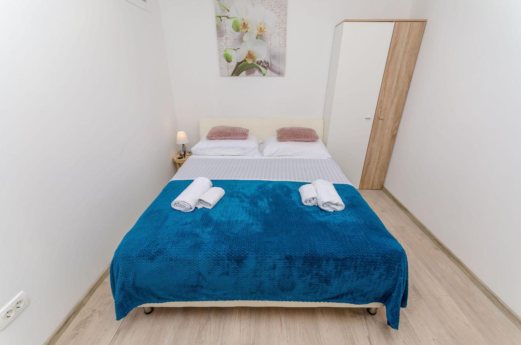 Apartments Tabak Трогир Екстериор снимка
